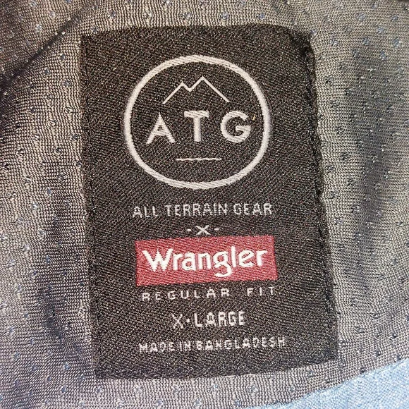 WRANGLER™ ATG MEN'S OUTDOORS SHORT SLEEVE ZIP POCKET SHIRT CORONET BLUE SIZE XL - Picture 7 of 12